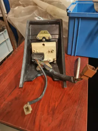 CUADRO DE TESTIGOS KAWASAKI GPZ 400