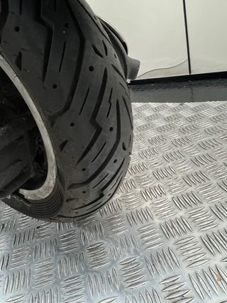 Vespa LXV 125 ie VIE DELLA MODA