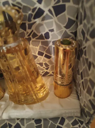 Elegante cofanetto Myrna Pons per profumi e cosmetici