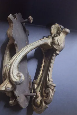 Picaportes antiguos dorados