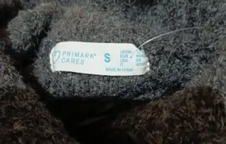 Jersey cuello alto gris