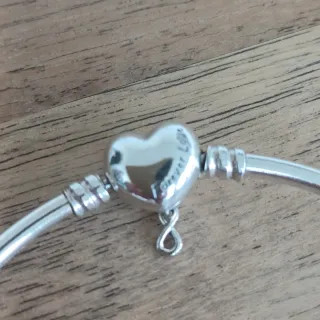 Bracciale rigido Pandora Cuore Argento