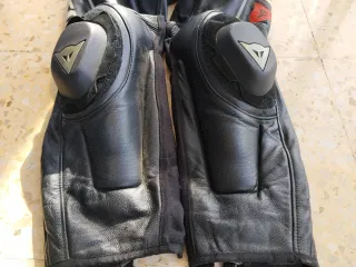 Mono Dainese 2 piezas Talla 50 Laguna Evo