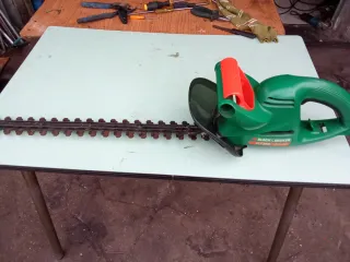 Cortasetos Black & Decker GT350 51cm