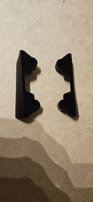 Tapas Estriberas Traseras Triumph Street Triple