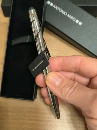 Bolígrafo Antonio Miró Acero