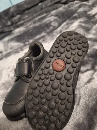 Zapatos Camper niño negros  Talla 25
