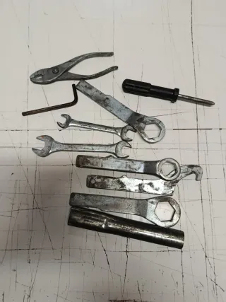 Bolsa herramientas Yamaha FZR 600 (89-96)