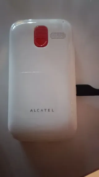 Móvil Alcatel Negro para Mayores