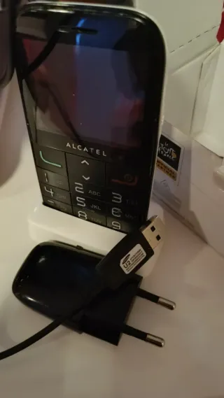 Móvil Alcatel Negro para Mayores