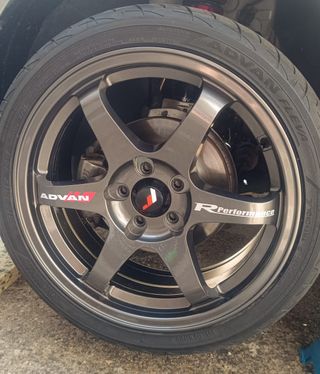 Llantas Japan Racing nuevas con neumáticos y más