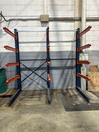 Estantería Cantilever Mecalux 3x3m