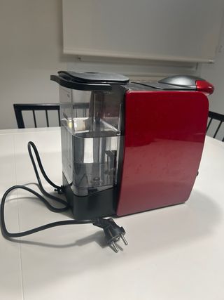 Cafetera Tassimo Bosch Roja