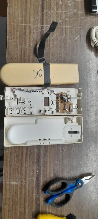 3 citofoni Urmet 1130/16