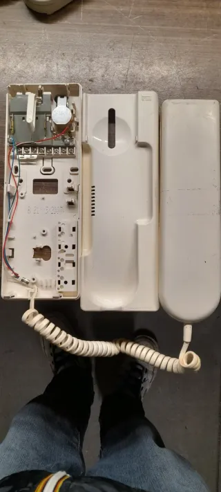 3 citofoni Urmet 1130/16