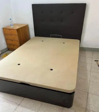 Canapes, colchónes, Somieres, basé, cabezales.....