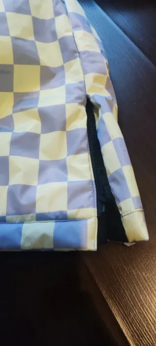 Pantalones de nieve Zara a cuadros