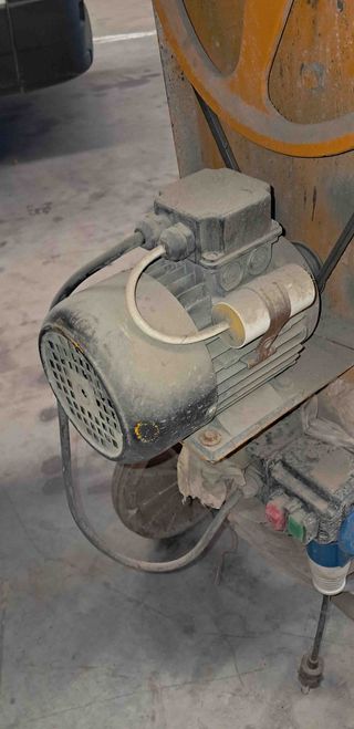 Hormigonera 100 Litros Torgar.