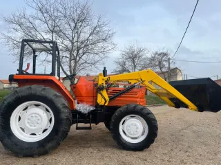 Tractor Kubota M7950dt con pala