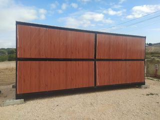 Caseta Panel Sándwich