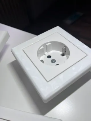 Gira System 55 - Marco de cubierta 1, 2 y 3 vías