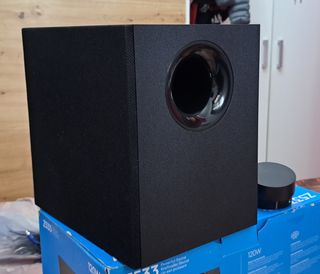 Altavoces Logitech z533 120w