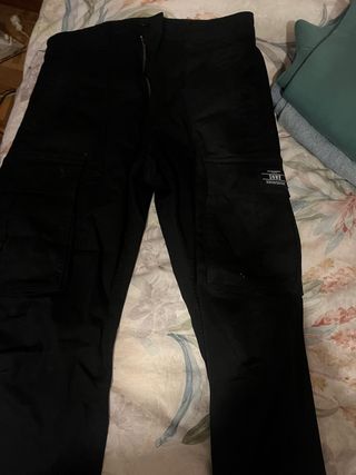 Zara Cargo Pantalones Negros