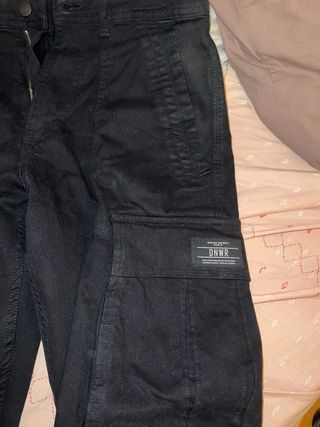 Zara Cargo Pantalones Negros