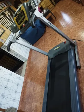 Cinta de correr eléctrica BH