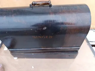Máquina de coser Singer portátil con motor