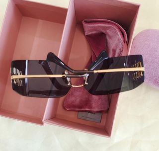 Gafas de sol Miu Miu rosas