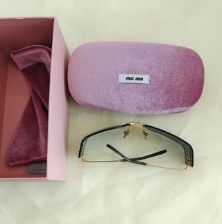 Gafas de sol Miu Miu rosas