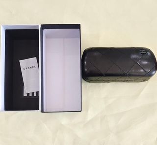 Gafas de sol Chanel negras