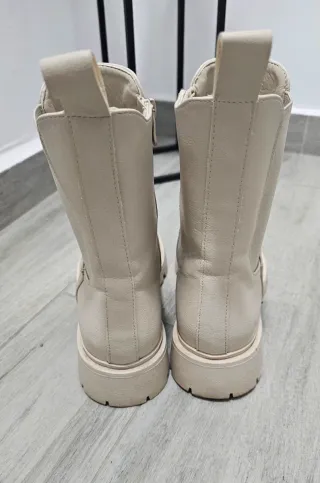 Botines beige mujer