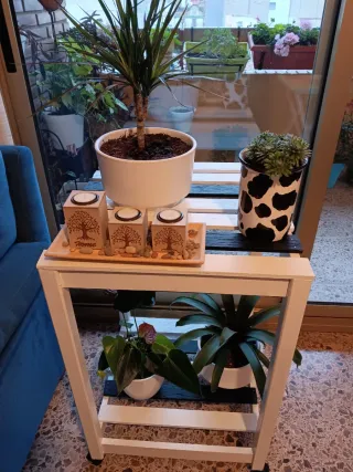 Mesa auxiliar madera