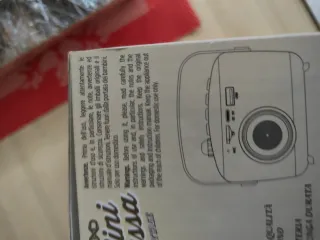 Mini cassa bluetooth vintage MNO rossa