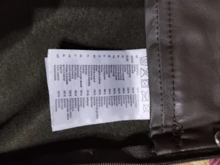 Gonna pantaloncino effetto pelle verde