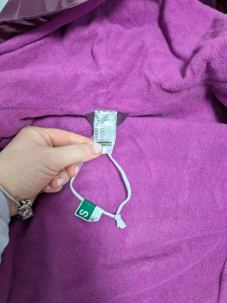 Impermeable y polar Quechua Morado