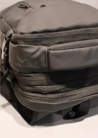 Mochila de equipaje de mano negra