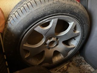 Llanta BMW X5 2003 295/45 R19