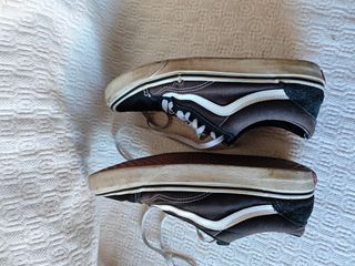 Zapatillas Vans Old Skool 41 - Negras/Blancas