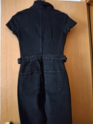 Mono Bershka negro talla S