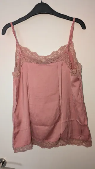 Top lencero Vila rosa con encaje