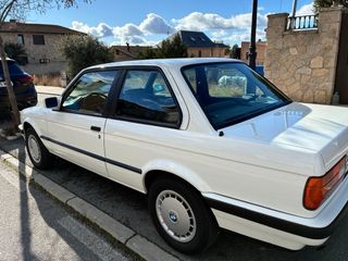 BMW 316i E30