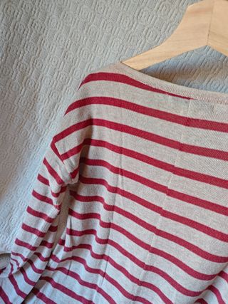 Camiseta jersey manga larga Bershka blanco rojo M