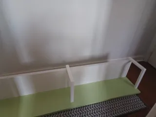 Estantería juvenil verde y blanca