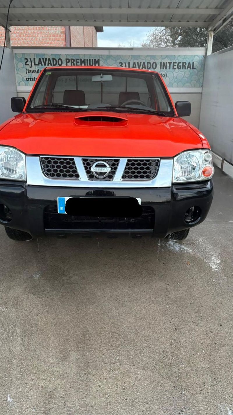 Nissan Pick-up 2003 - foto 1