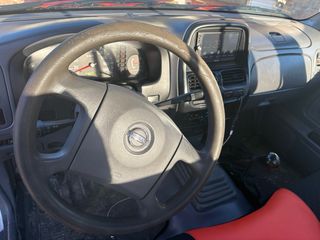 Nissan Pick-up 2003