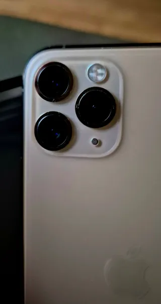 iPhone 11 Pro 256GB como nuevo. Se regala carcasa