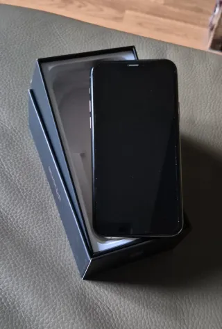 iPhone 11 Pro 256GB como nuevo. Se regala carcasa